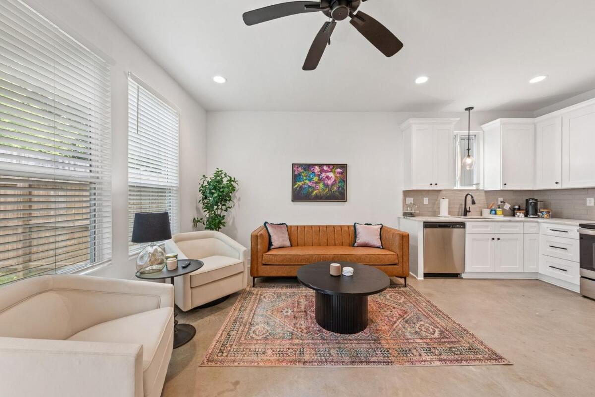 New Thibodeaux House Cajun Luxury 65 Tv Fast Wifi Διαμέρισμα Lafayette Εξωτερικό φωτογραφία
